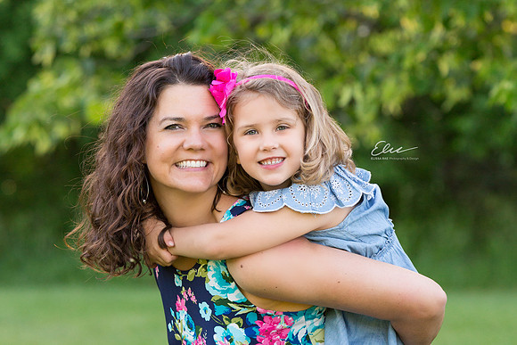 Children_Kids_photography_family_photos_chicago_Fall_elissarae.com_summer_mother-and-daughter_2